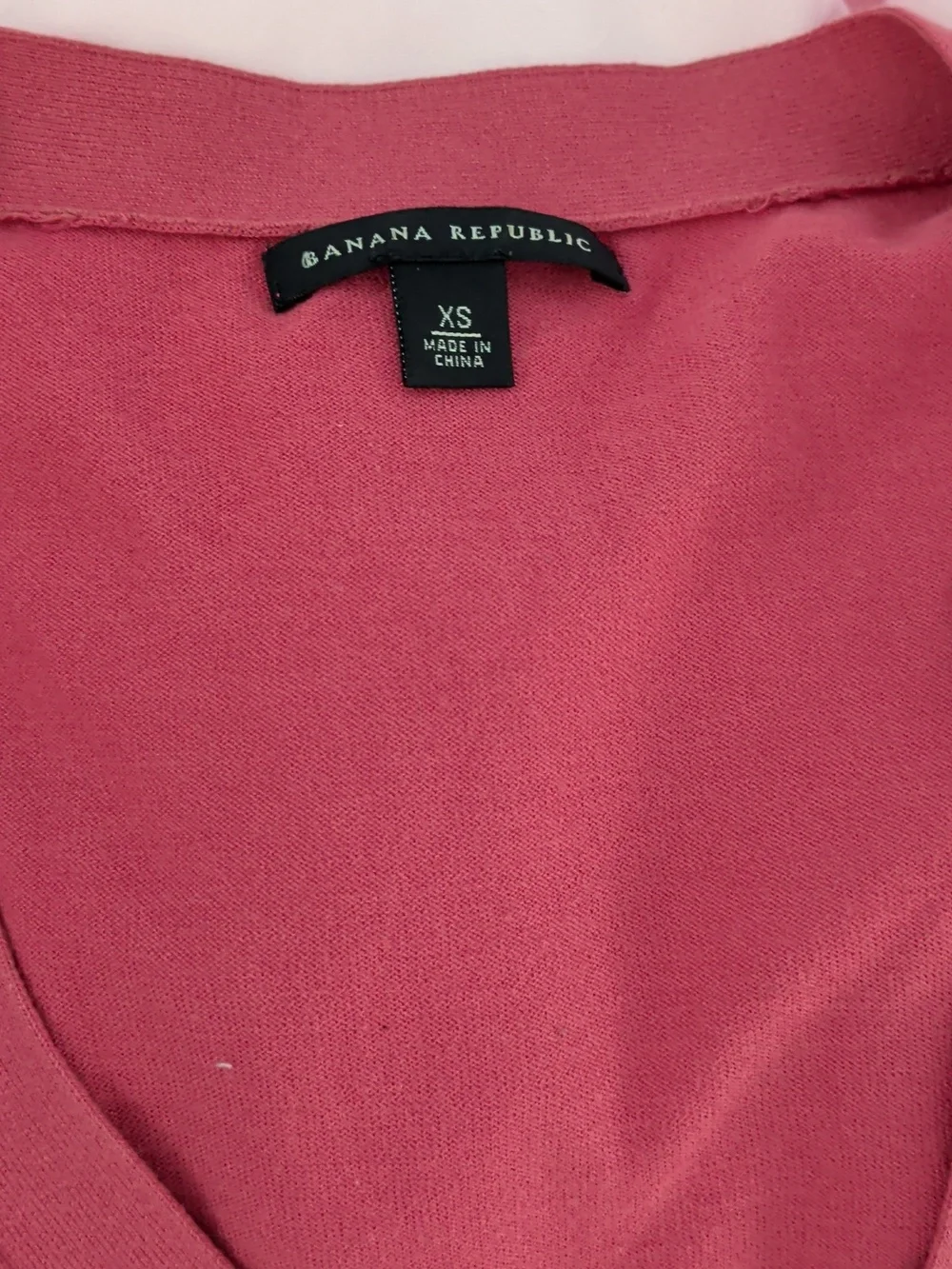 Banana Republic Rose-Pink Short Sleeve V-Neck Cardigan - Picture 2 of 5